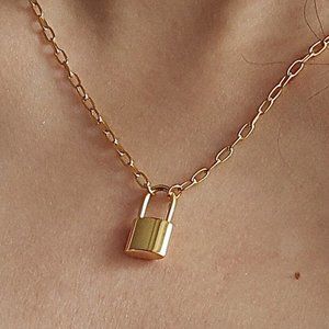 NEW 18K Gold Plated Lock Padlock Pendant Link Chain Paper Clip Necklace